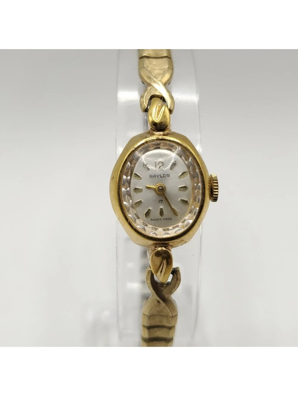 Vintage Baylor 17 Jewel Swiss Made Mechanical Womens Watch For Parts Or Repair